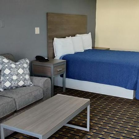 Ameristay Inn & Suites Ориндж Экстерьер фото