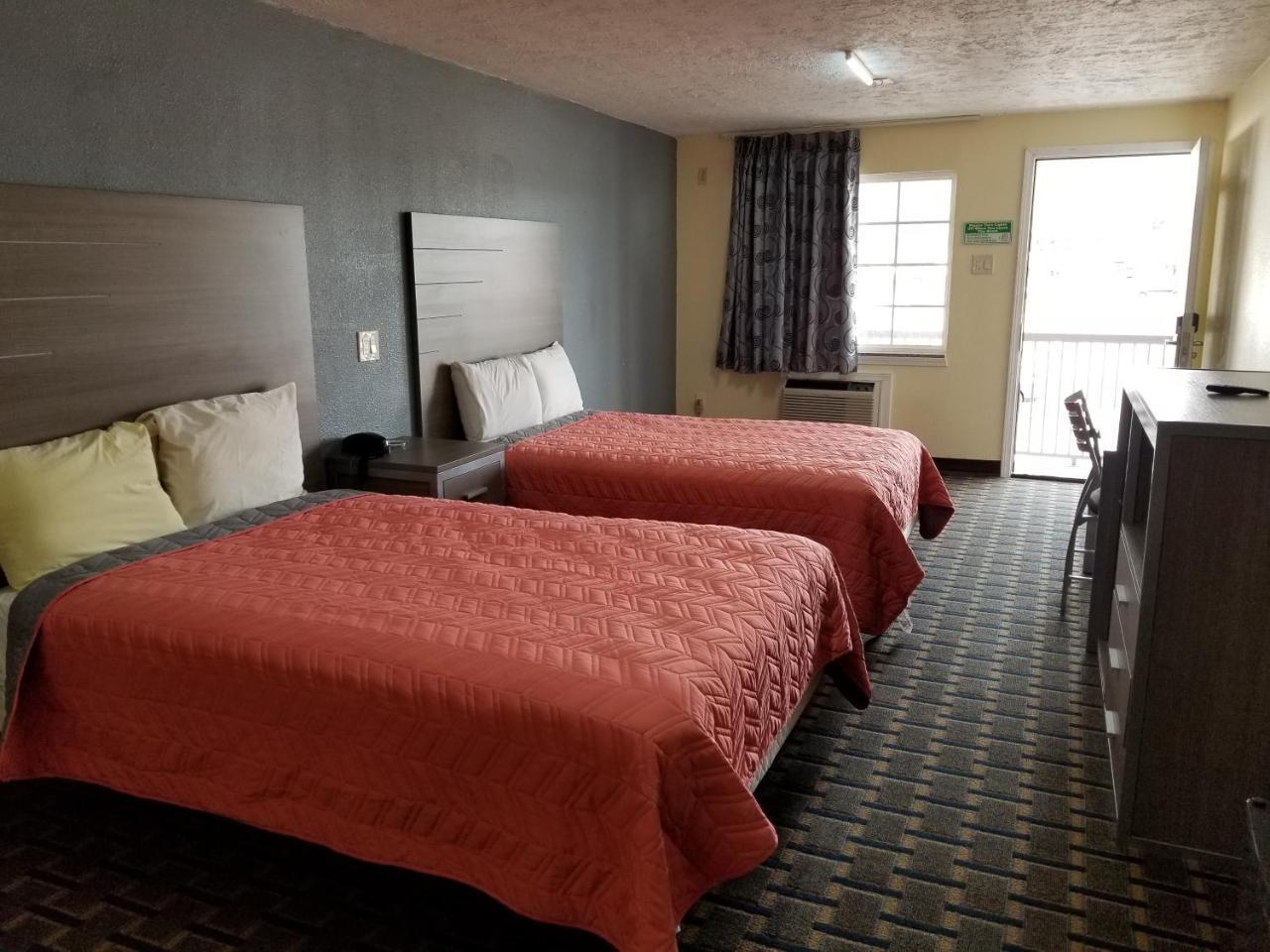 Ameristay Inn & Suites Ориндж Экстерьер фото